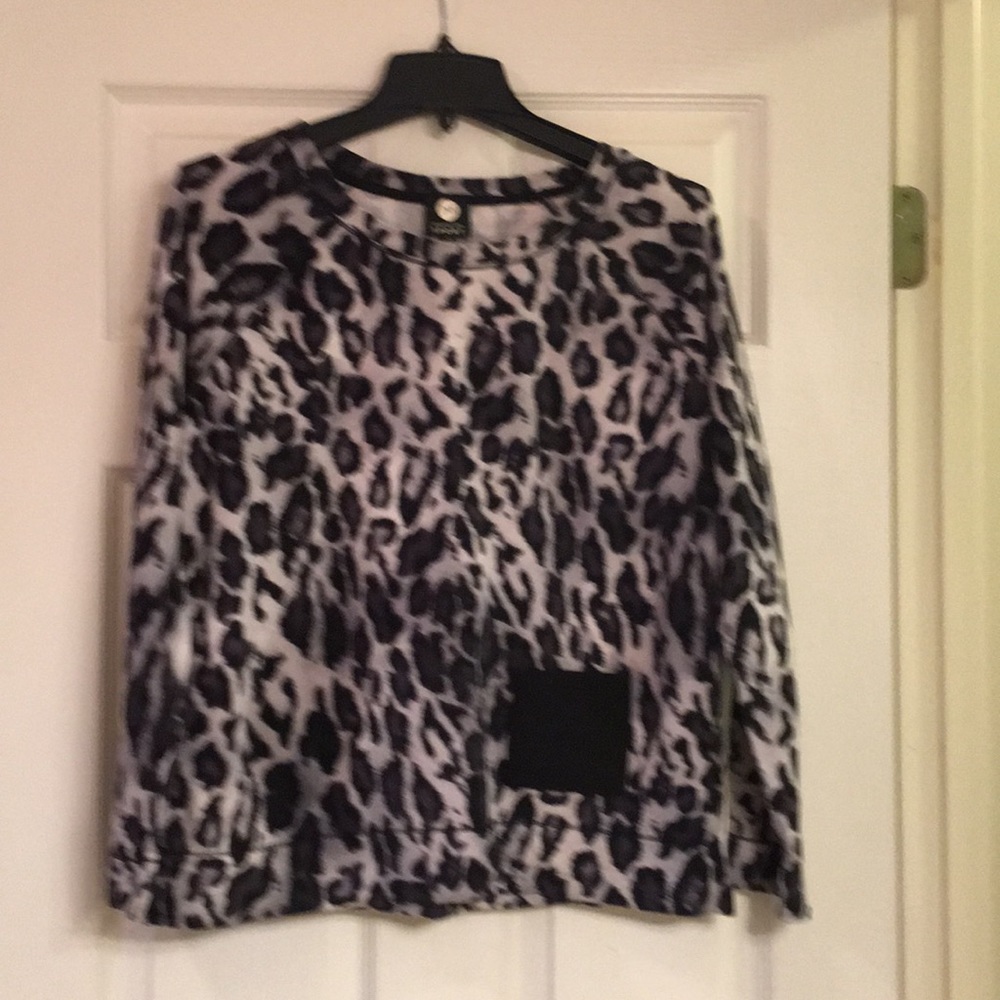 Long sleeve top